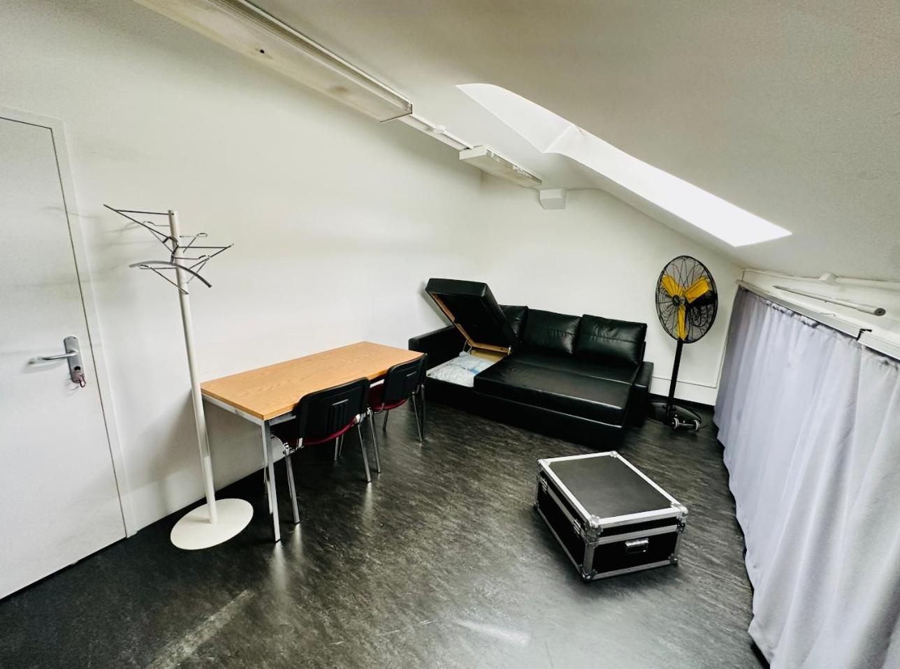 Ferienwohnung Raum Und Zeit Zürich Exterior foto