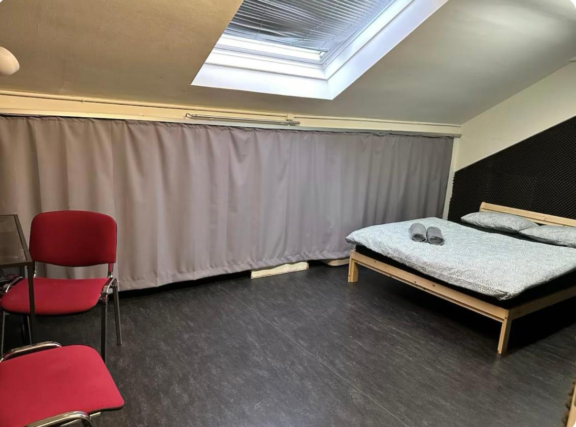 Ferienwohnung Raum Und Zeit Zürich Exterior foto