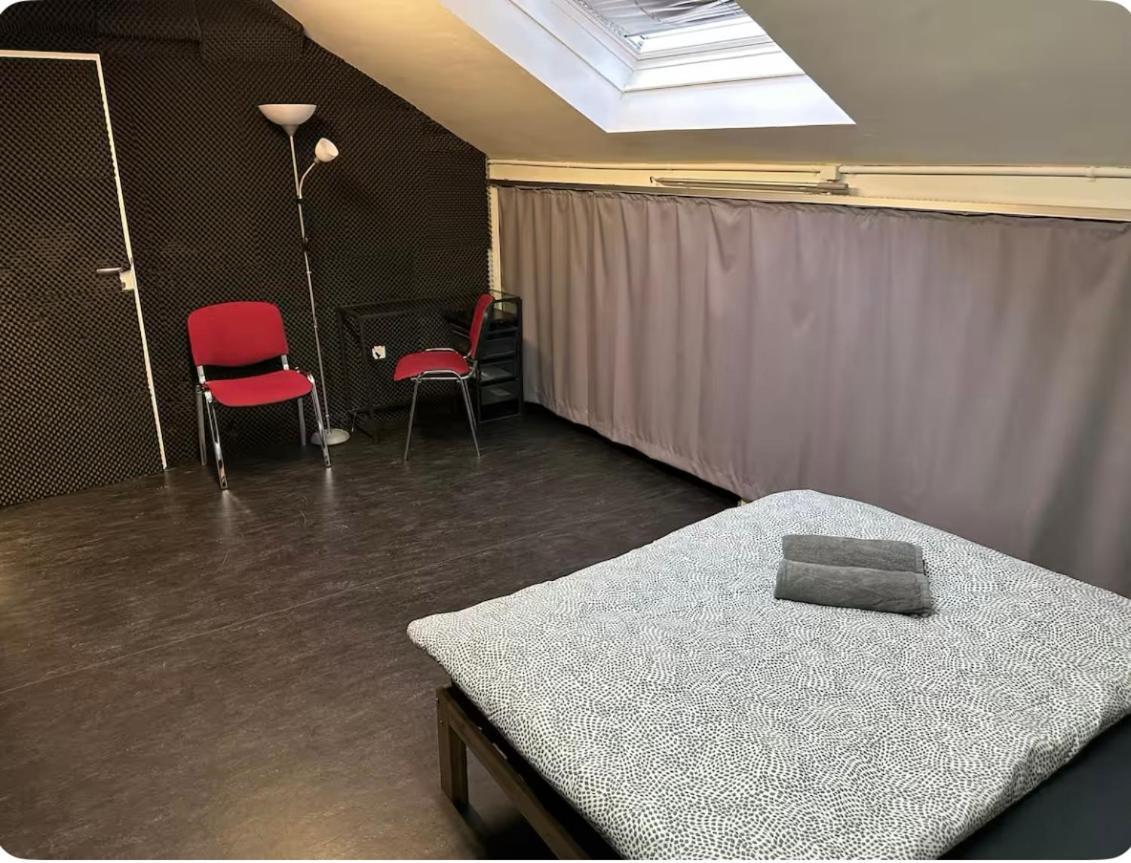 Ferienwohnung Raum Und Zeit Zürich Exterior foto
